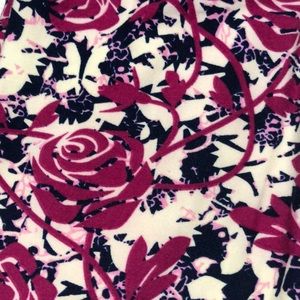 SZ OS LULAROE LEGGINGS. NWOT